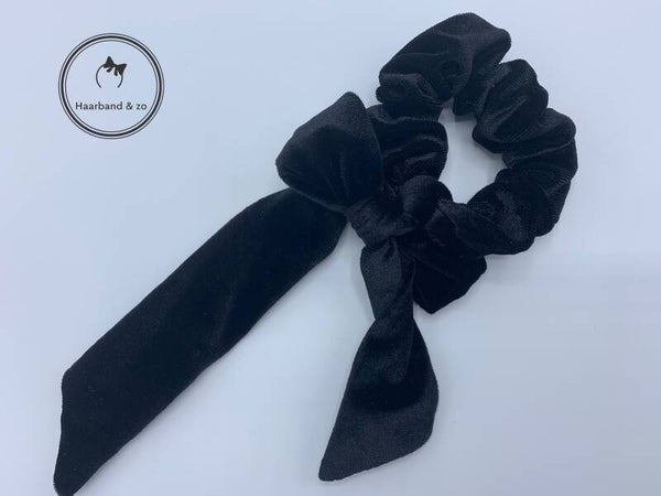 Fluwelen scrunchie met strik, zwart (art.nr. 77-04)