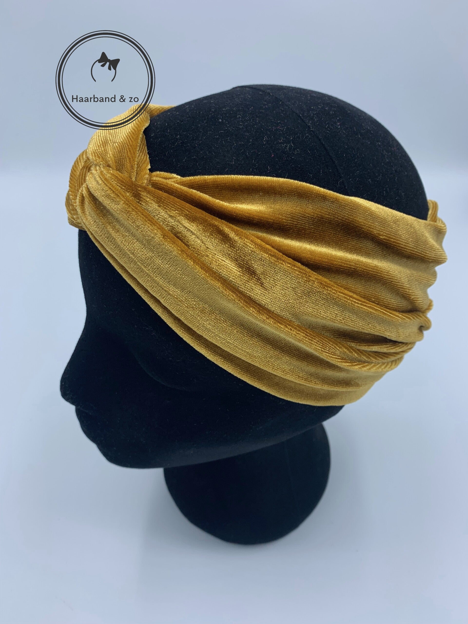 Prachtige elastische haarband van fluweel met twist, goudgeel (art.nr. 72-08)