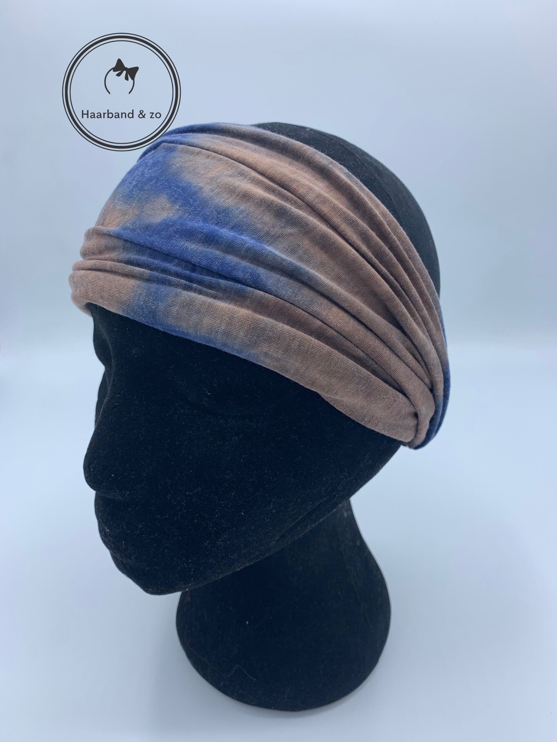 Elastische haarband van tricot met elastische band in tie dye print, blauw/bruin (art.nr 215-07)