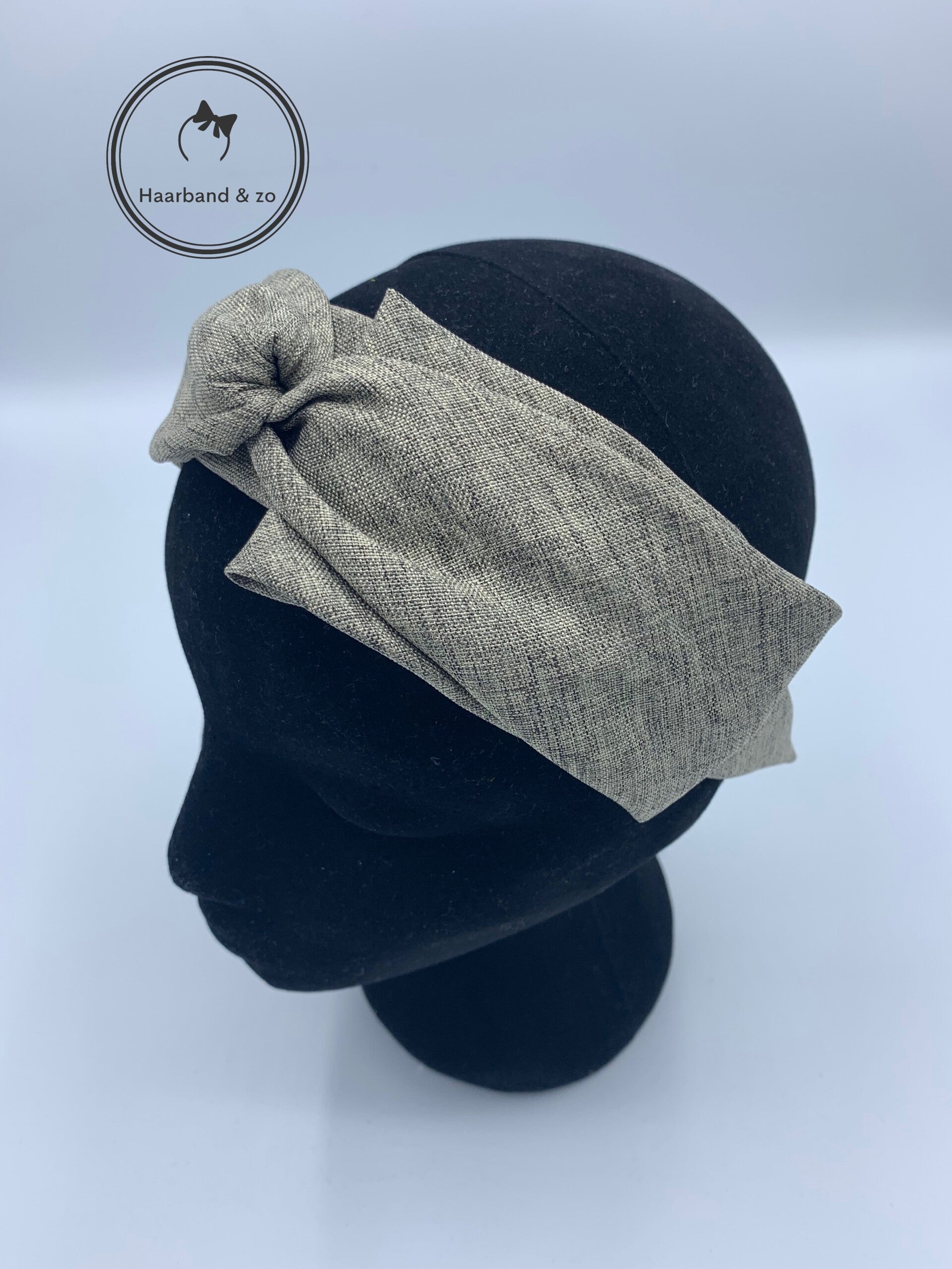 Prachtige haarband met dubbelgeslagen twist, grijs/beige (art.nr. 73-03)