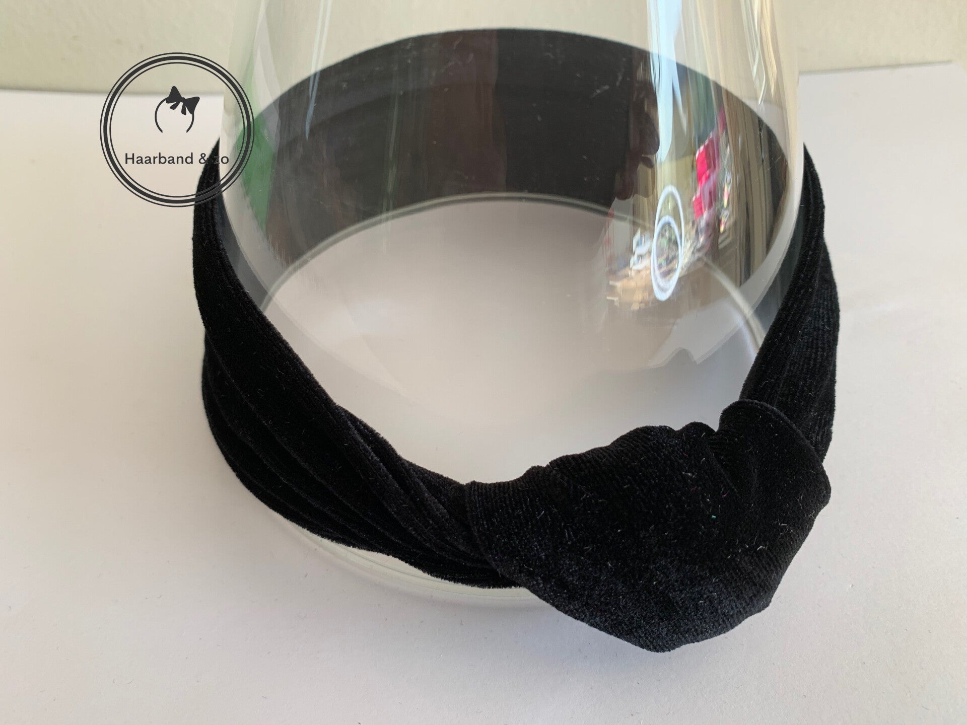Fluwelen elastische, baby haarband met knoop, in de kleur zwart (118-07)