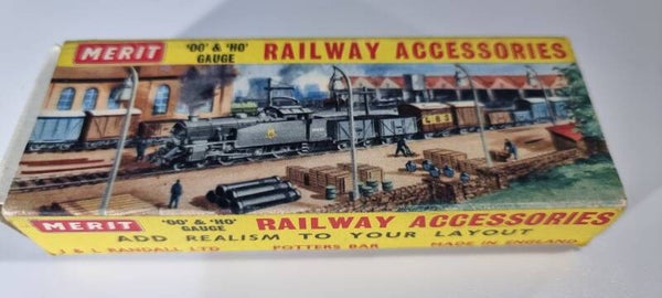 Merit Large packing cases 4 in the box 5070