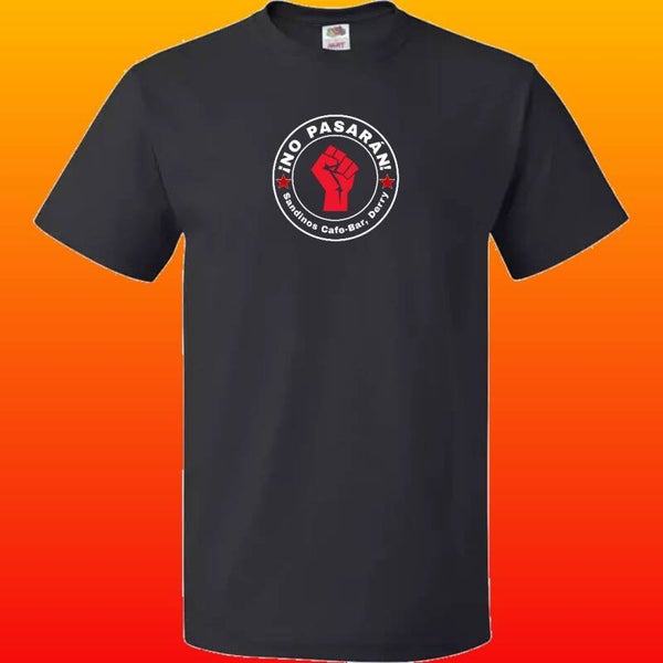 No Pasaran - Red Centre Chest (medium size print)