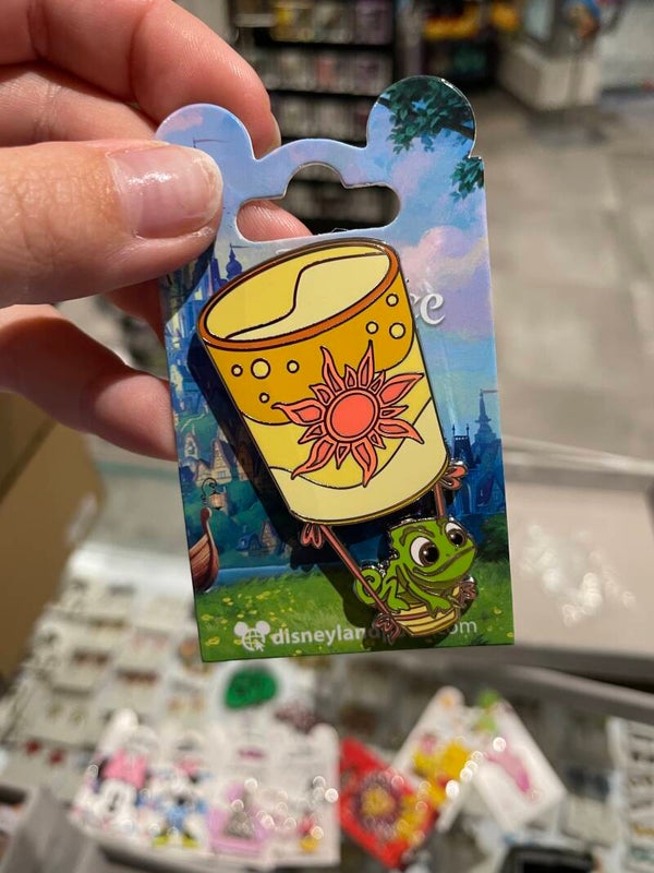 Pin 45 Rapunzel Pascal