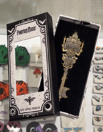 Collector key sleutel Phantom Manor Disneyland