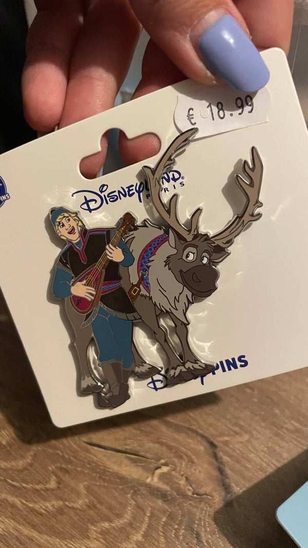 Pin Sven en Kristoff frozen