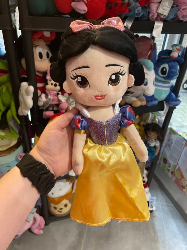 Knuffel Sneeuwwitje Snow white prinses