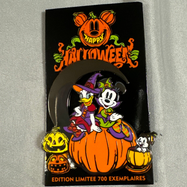 Pin 148 Halloween Minnie en Daisy (katrien) limited edition