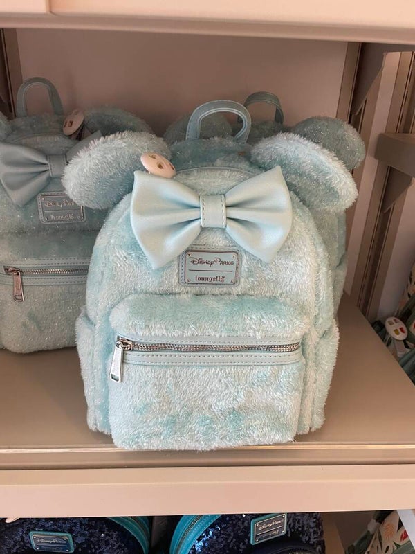 Loungefly rugzak blauw fluffy