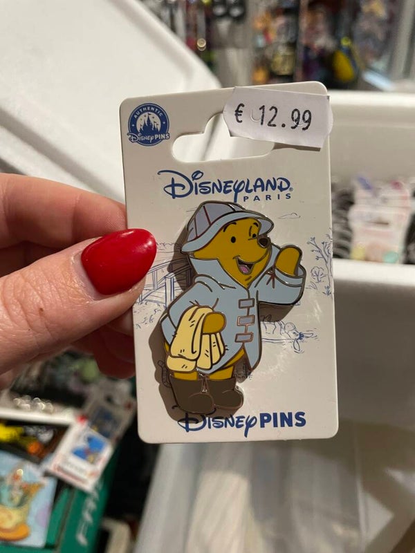 Pin Winnie the Pooh raincoat