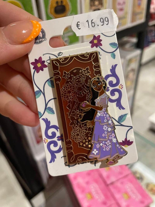 Pin Encanto Isabela