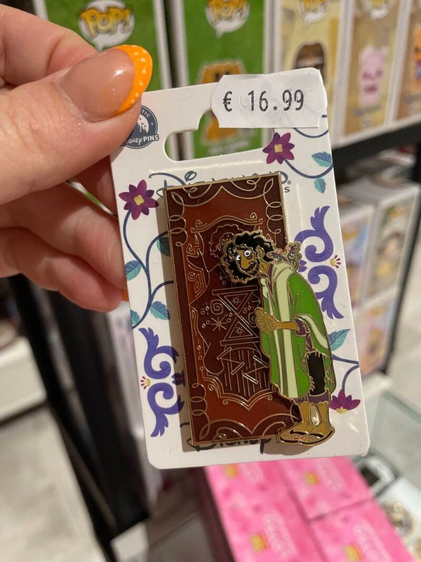 Pin encanto Bruno
