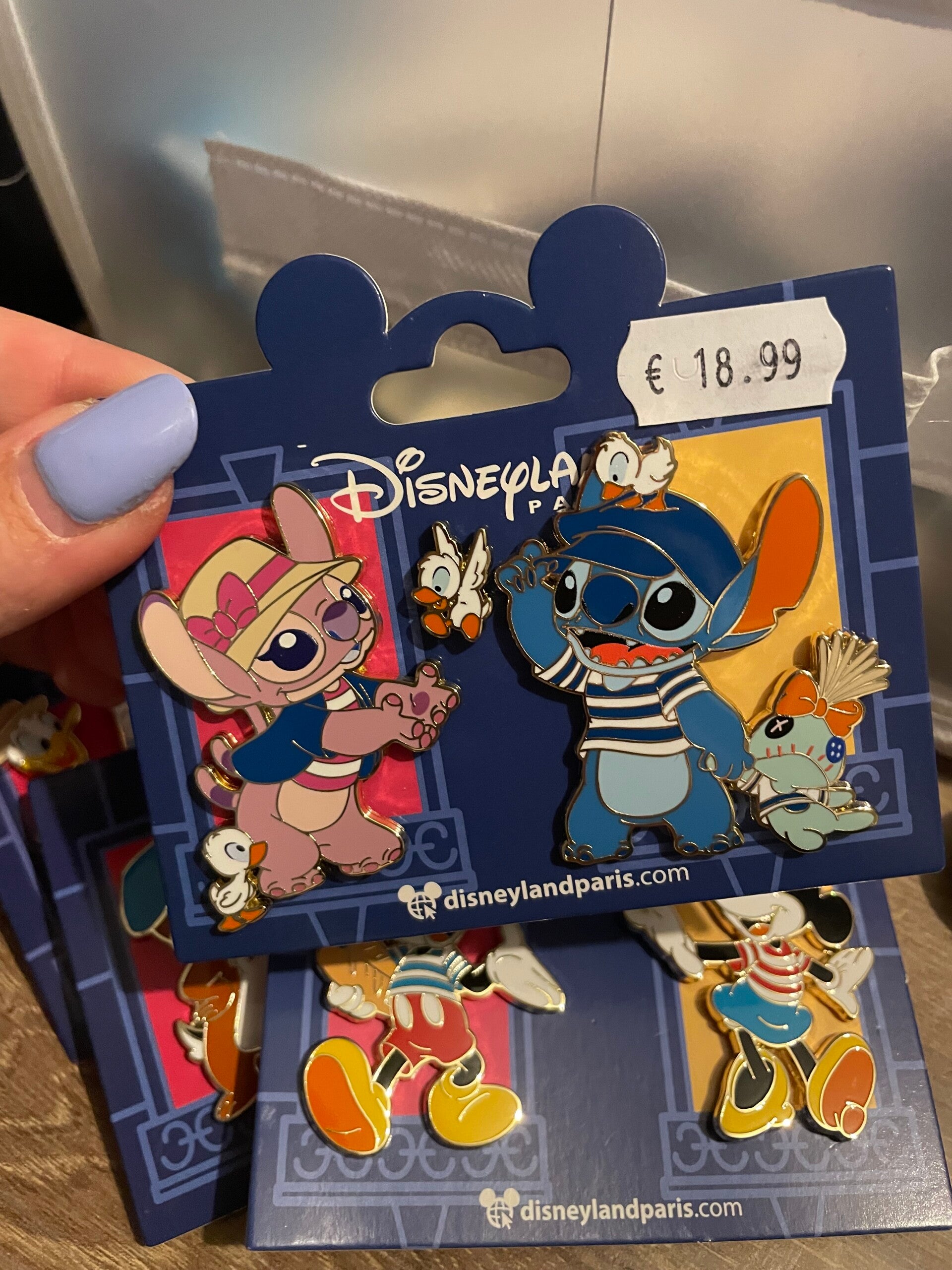 Pins Stitch en Angel
