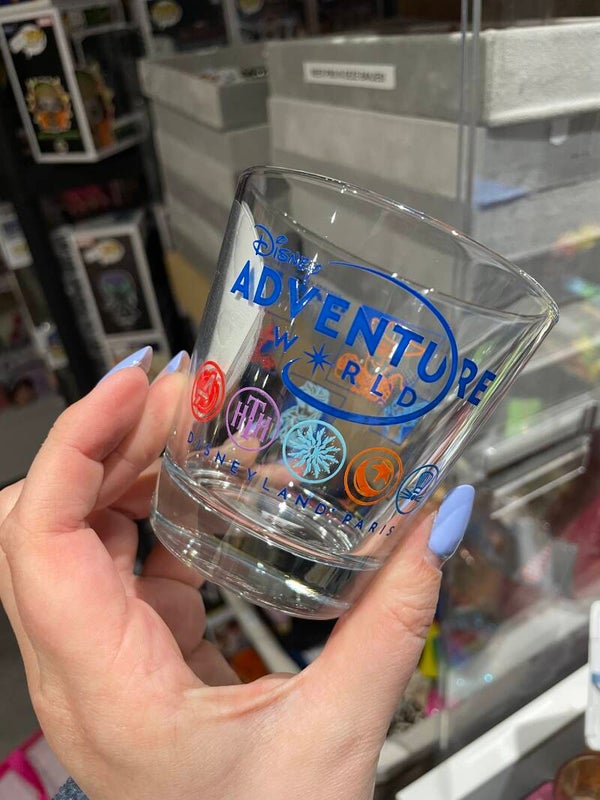 Glas Adventure world