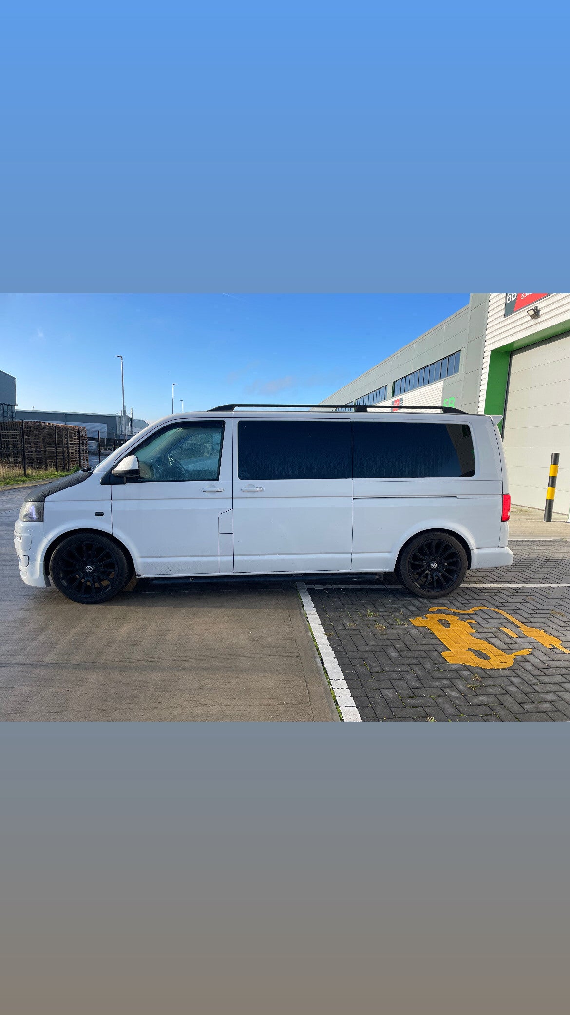 Altrincham Rent A Car & Van logo