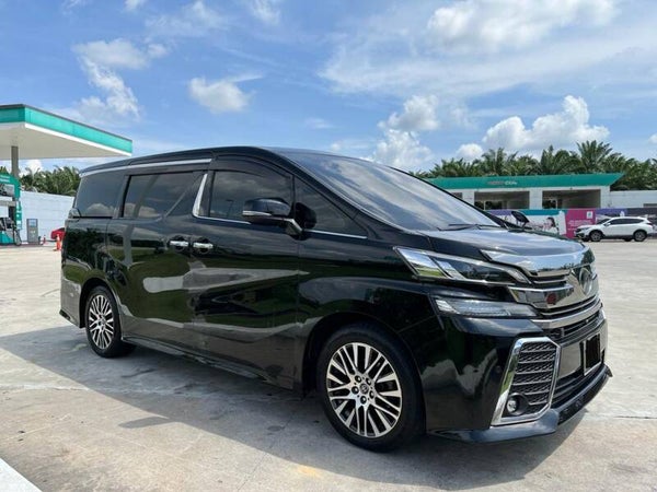 TOYOTA VELLFIRE 2.5