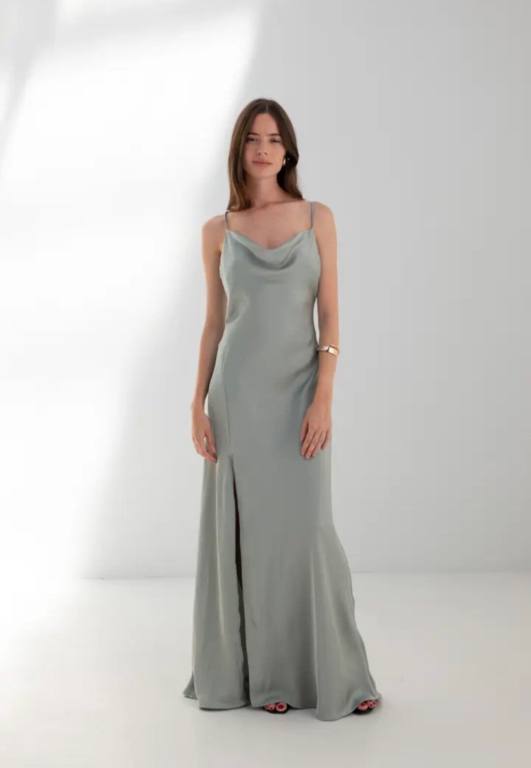 Robe longue satinée