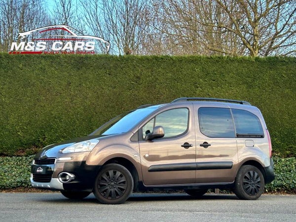 Peugeot Partner Tepee | 1.6 Diesel | 03/2014 | 5plaats | 214Dkm | Zeer goed Onderhouden