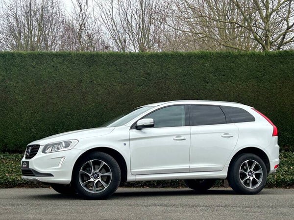 VOLVO XC60 | Ocean Race Uitvoering | 2.0 D3 | 2017 | 160.233Dkm | 150pk| SCHOWROOMSTAAT