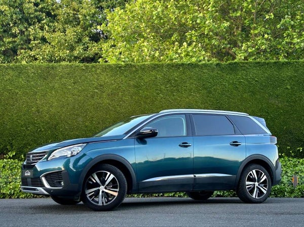 | Peugeot 5008 | 1.2 Benzine | 118.806Dkm | 01/2019 | 7 Plaats | Uitstekende Staat