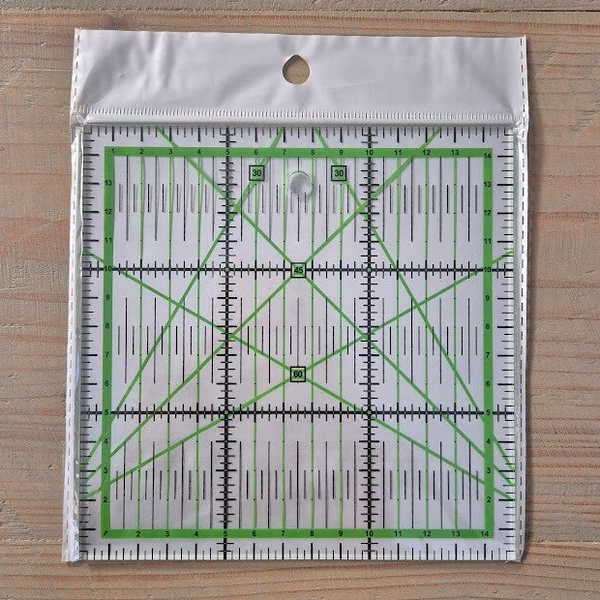 Vesalia GmbH - Liniaal - 15x15cm