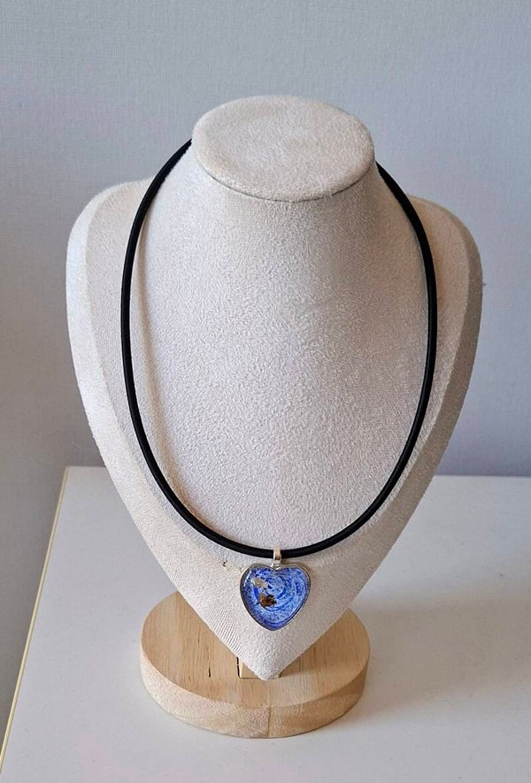 Choker hart