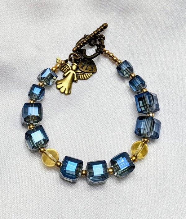 Bracelet - Multi large crystal design