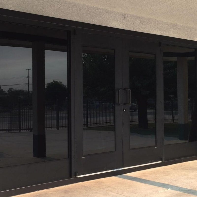 aluminumstorefront17.jpg