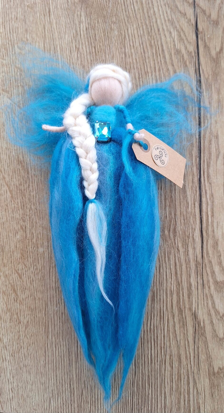 Blondharige Blauwe Fee. (Hangend)