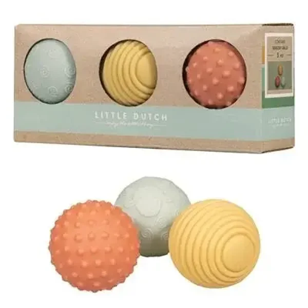 40. LITTLE DUTCH FARM ZINTUIG BALLEN SET/3