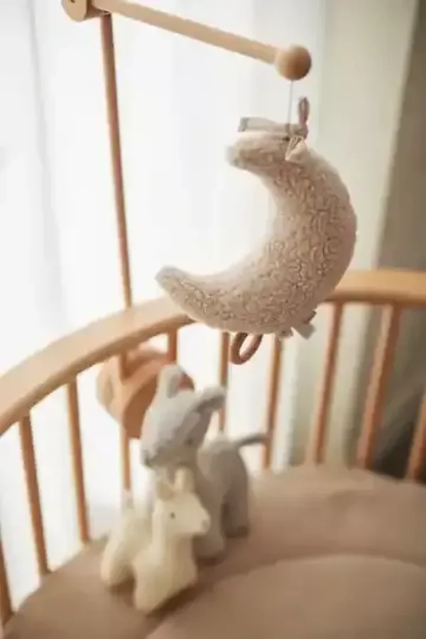 7. Houten arm voor muziekmobiel