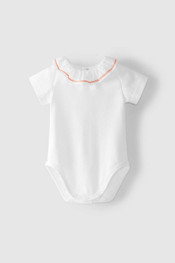 Laranijnha Body met kraagje en oranje afwerking