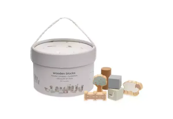 4. Houten blokken farm