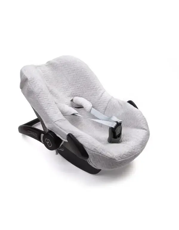 100. Poetree MAXI COSI AUTOSTOELHOES CHEVRON LIGHT GREY MELANGEi