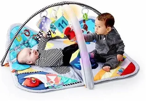 139. Baby einstein sensory play space
