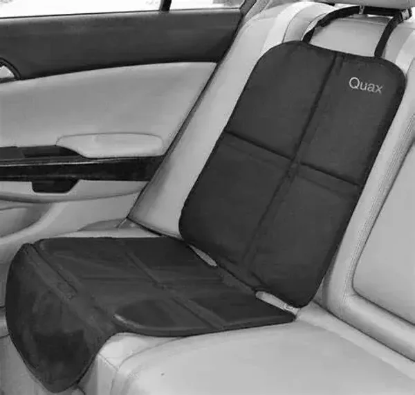 119. Quax Carseat Protector Quax