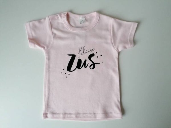 T-shirt ' kleine zus ' licht roze mt 68