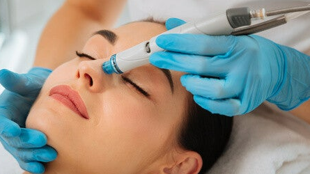 Aquafacial Gesichtsbehandlung in Mäder, Vorarlberg