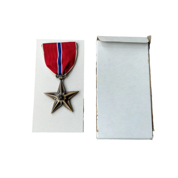 WWII US Bronze Star Medal In Box