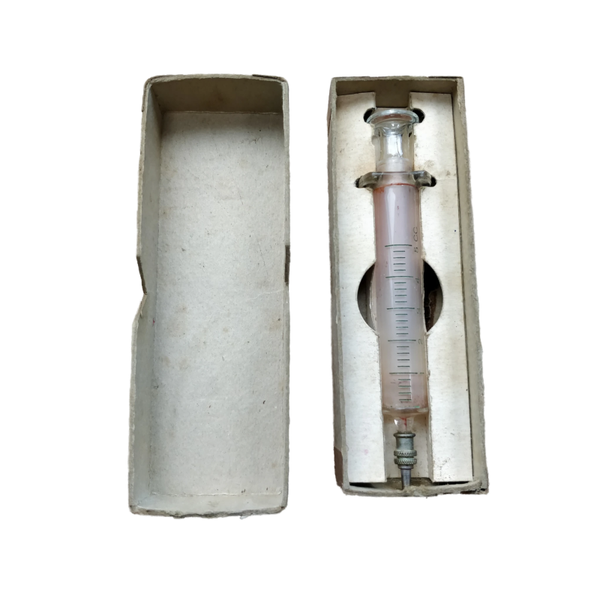 WWII US Glass Medical Syringe Medium