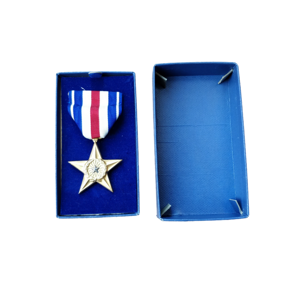 WWII US Silver Star Medal In Box