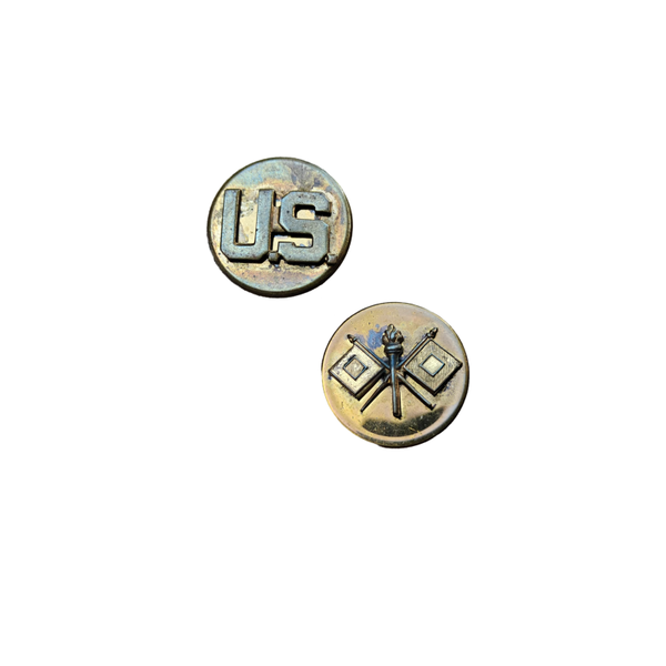 WWII US Collar Disc Set Signal Corps