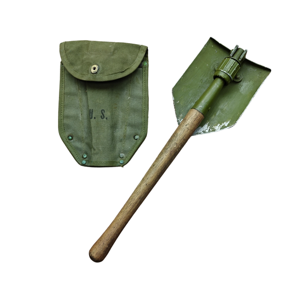WWII US M43 Shovel With Carrier 1945