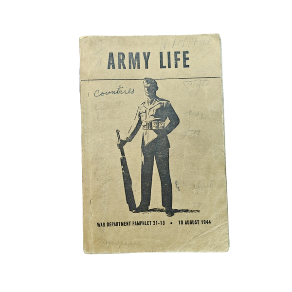 WWII US Booklet Army Life Named