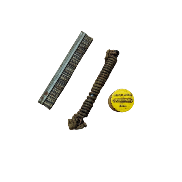WWII US Rifle Cleaning Set