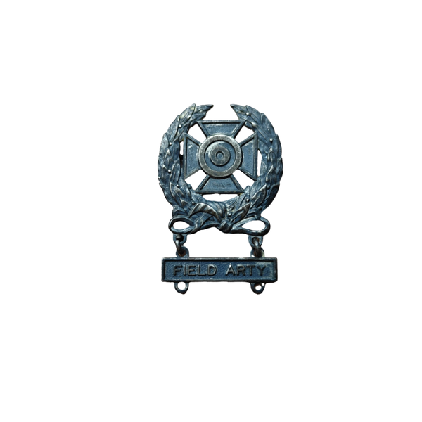 WWII US Marksman Badge Field Artillery