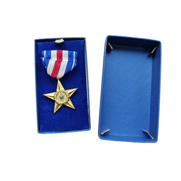 WWII US Silver Star Medal In Box