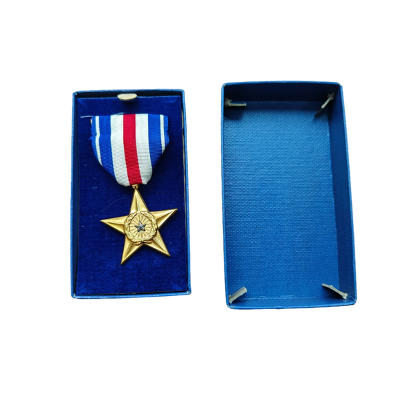 WWII US Silver Star Medal In Box