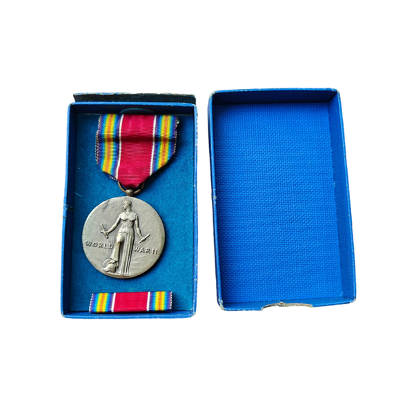 WWII US Victory Medal In Box