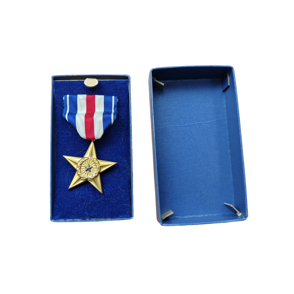 WWII US Silver Star Medal In Box